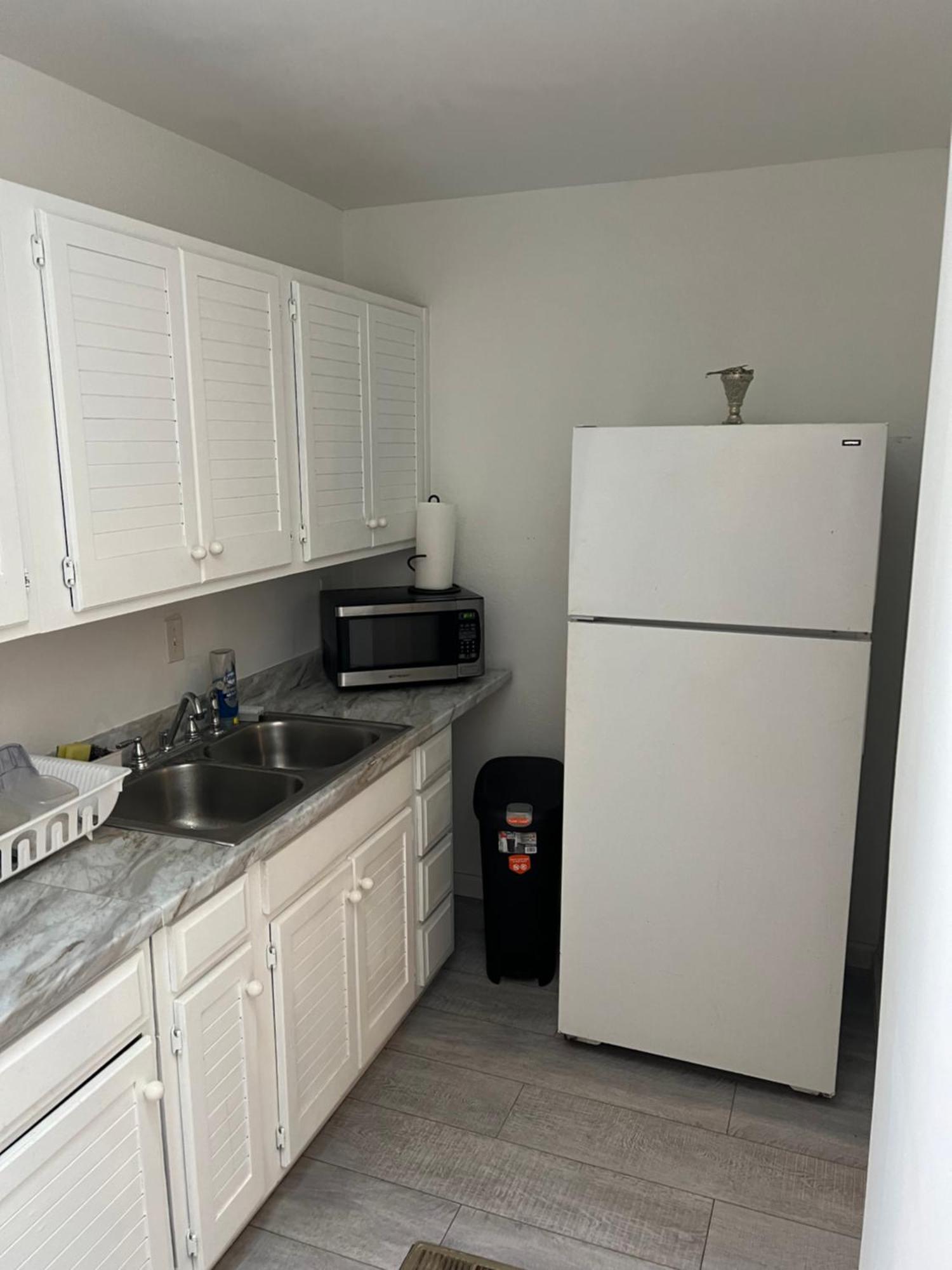 Cozy Private Suite 5 Min From Saint Francis Hospital And Woodland Hills Mall Tulsa Exteriör bild